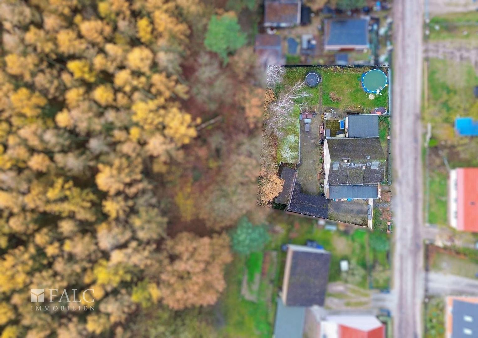 Blick auf das Grundstück