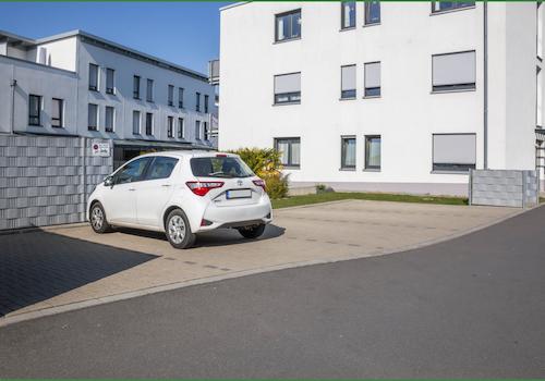 Besucherparkplatz