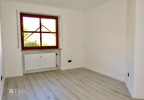 EG: Schlafzimmer  2 von 3