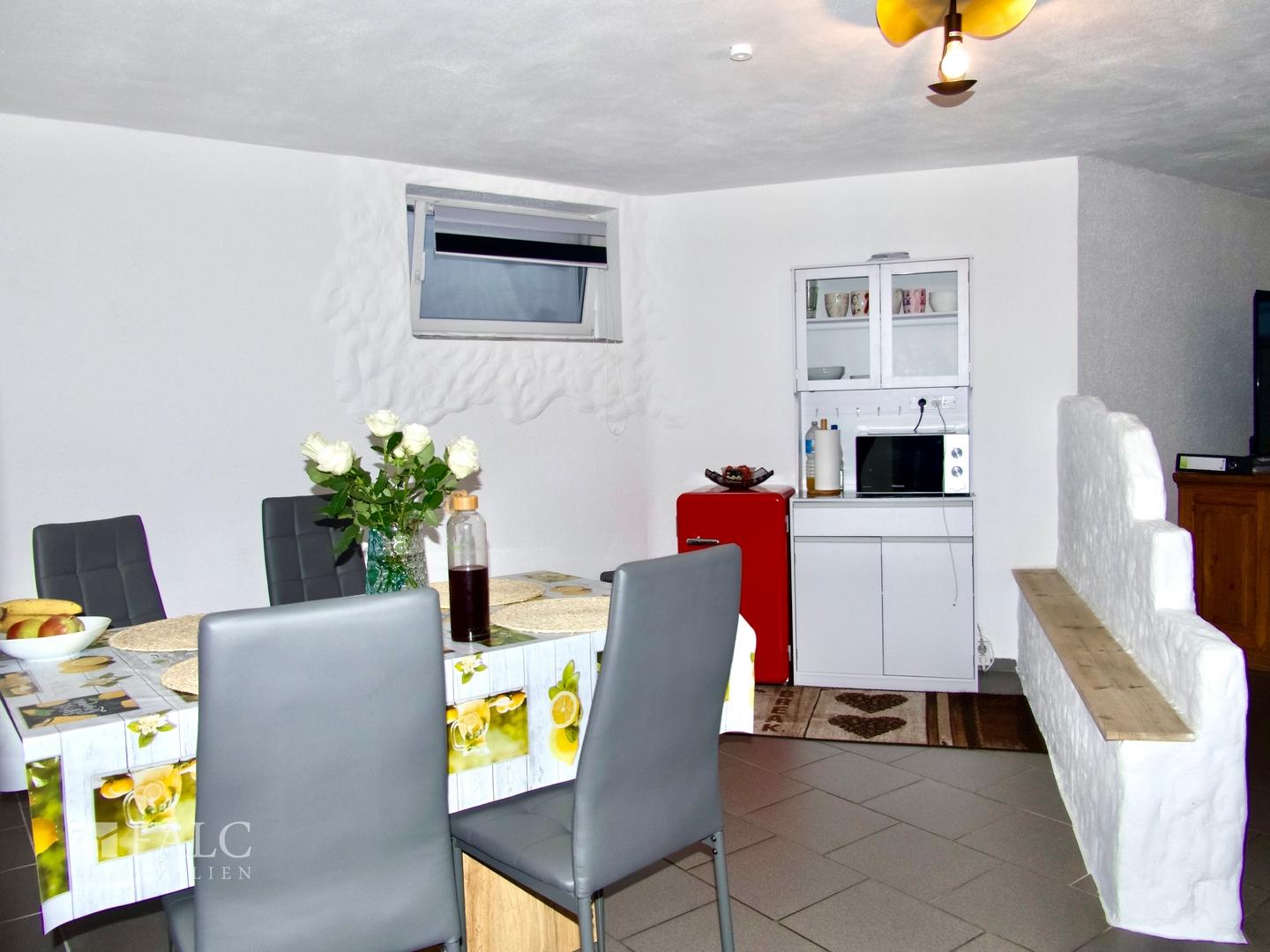 KG: Kitchenette/Essen 