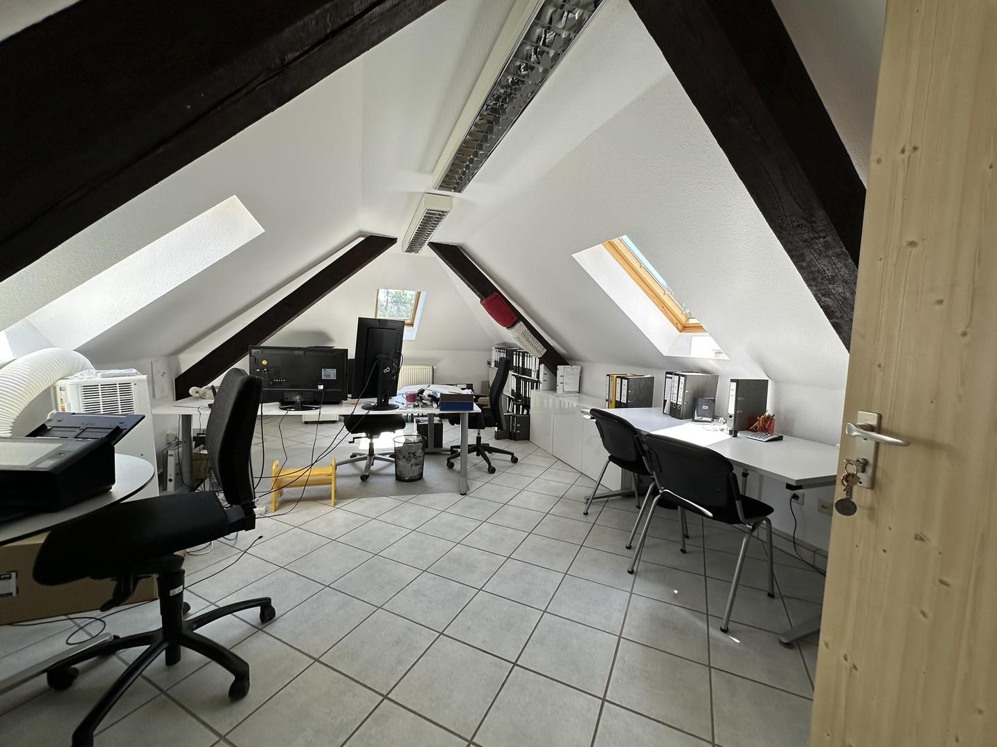 Büro OG Beispielraum