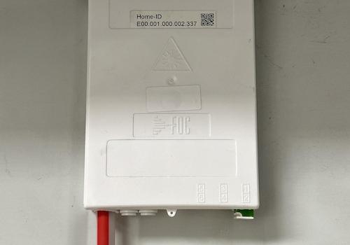 Halle 450 m Glasfaseranschluss