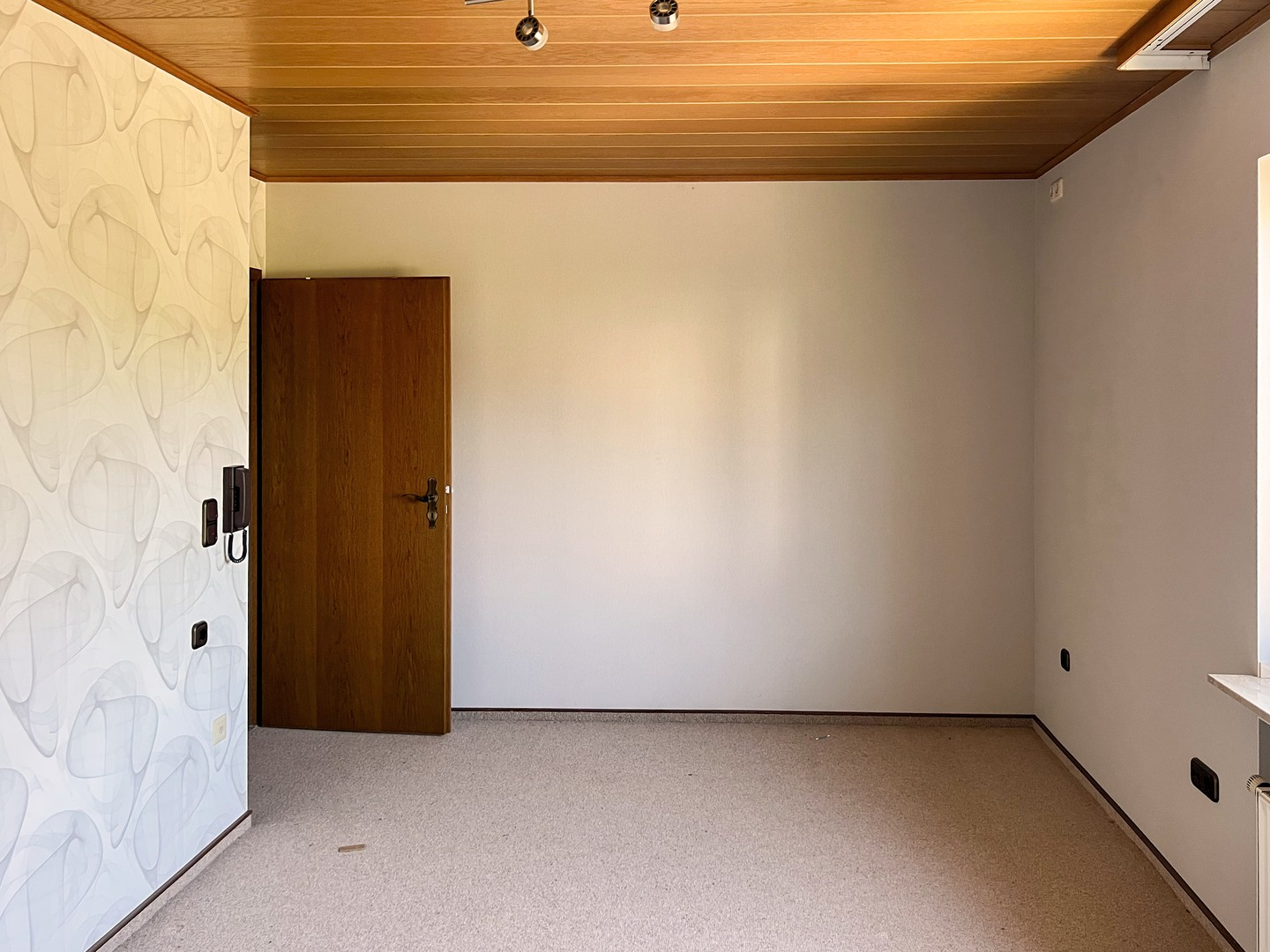 2. Schlafzimmer