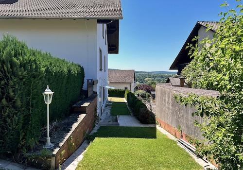 Garten + Waschküchenausgang
