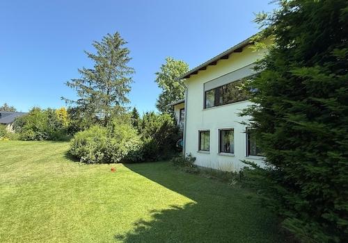 Hausansicht Garten 