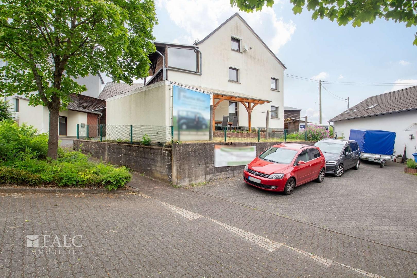 Straßenansicht