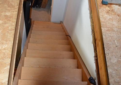 Treppe mit Blick vom DG zum OG