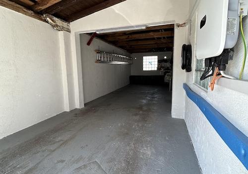Garage mit Doppelstellplatz