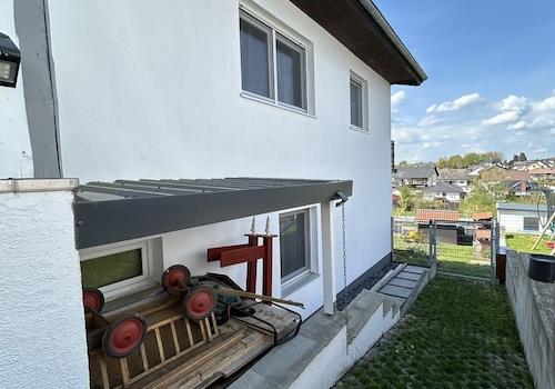 Weg in den Garten aussen