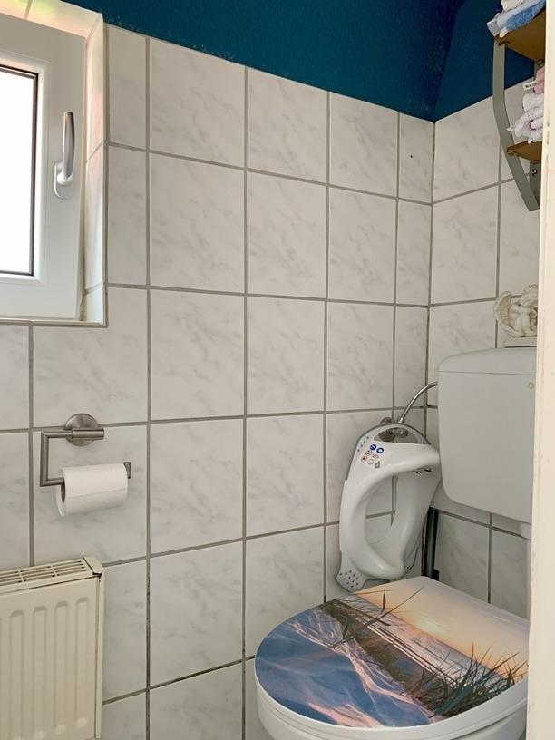 EG-WC