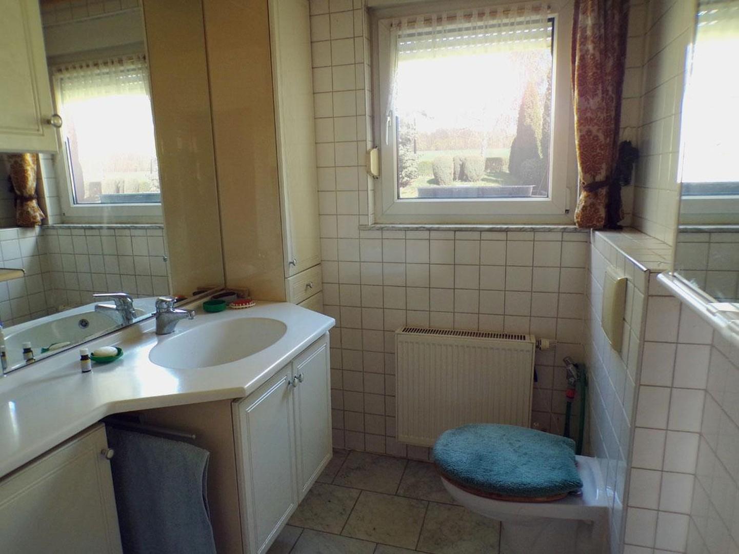 13_Bad_WC