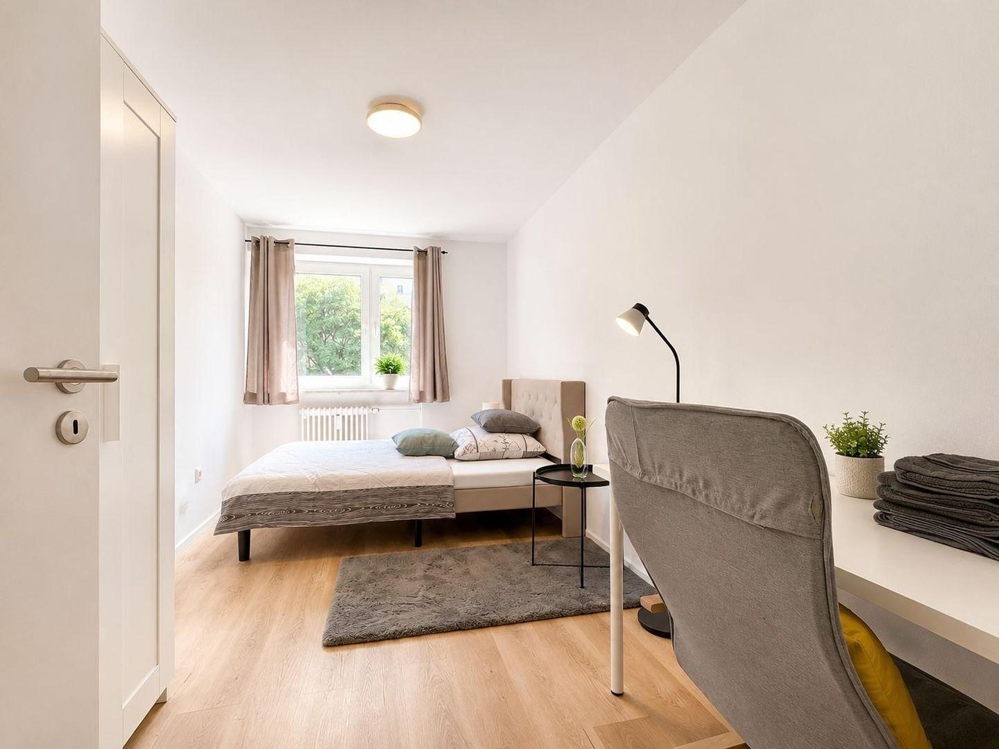 Zimmer rechts