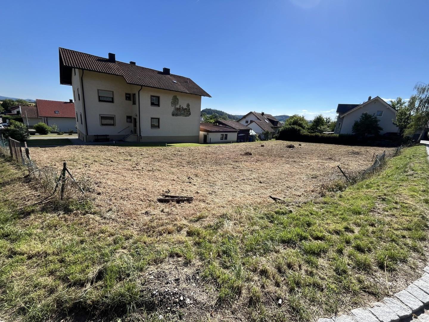 Grundstück
