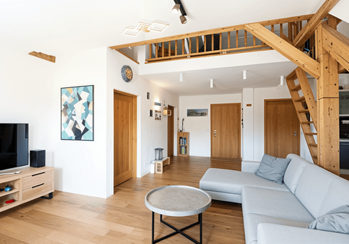 DG - Wohnzimmer mit Galerie