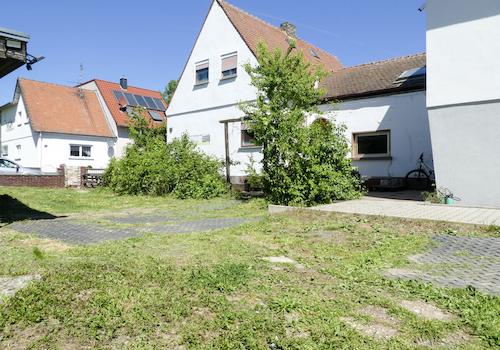 Vorderes Gebäude