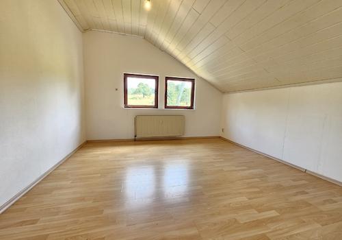 Schlafzimmer DG