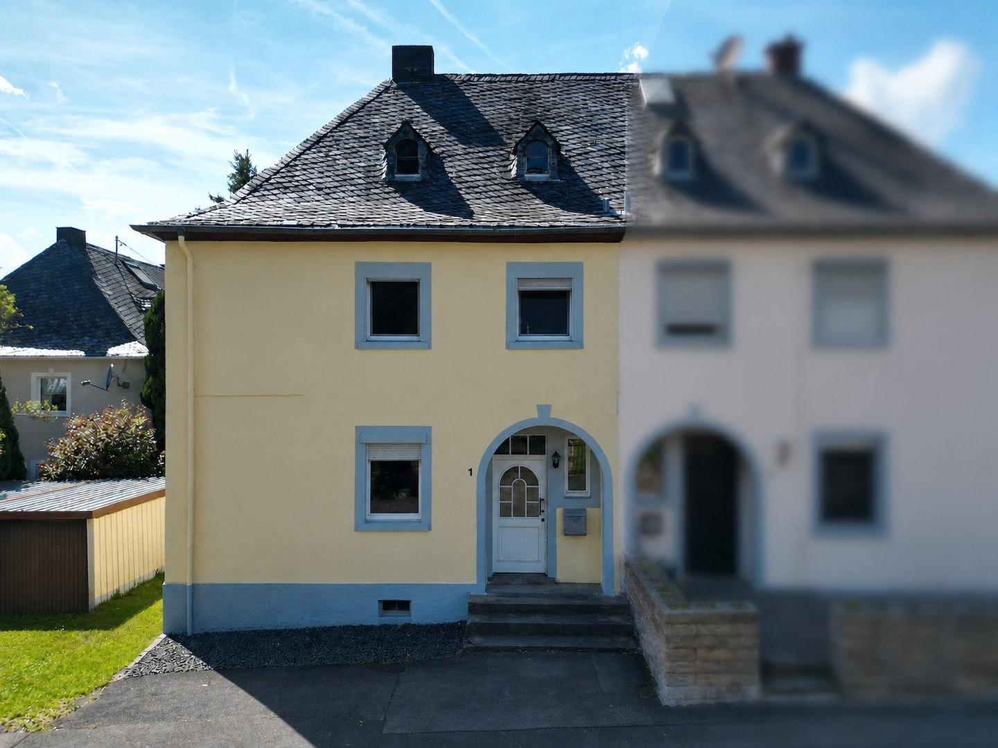 Straßenansicht