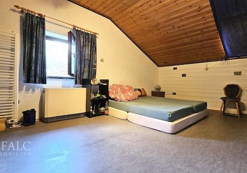 Schlafzimmer 2. OG