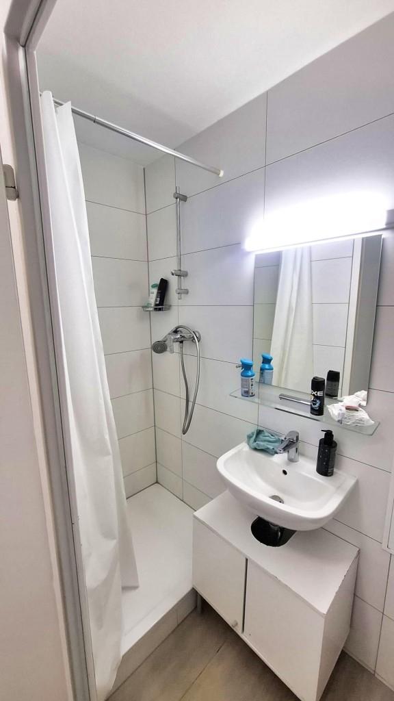 Bad mit Dusche