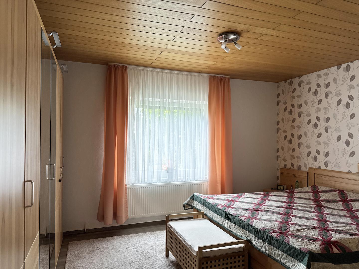 3 weitere Zimmer...