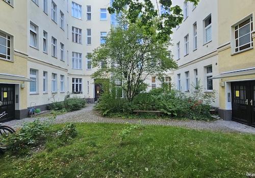 Der grüne Innenhof