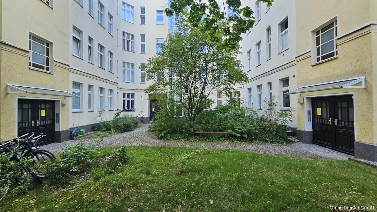 Der grüne Innenhof