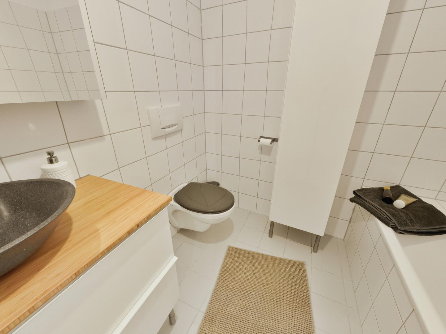 Bad mit Wanne