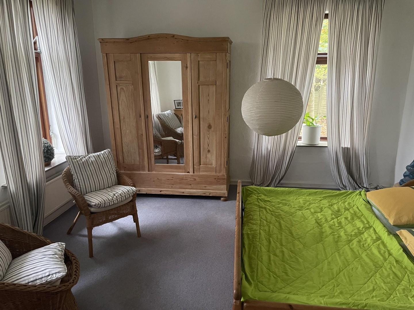 Schlafzimmer unten