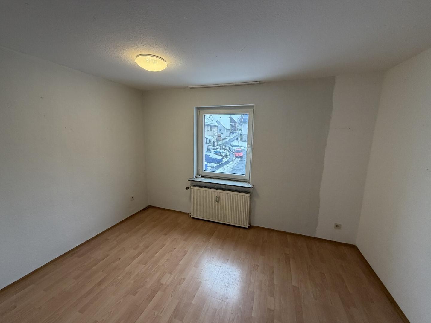 Zimmer Maisonette links