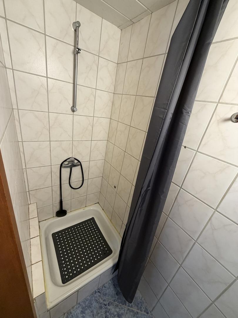 Dusche DG rechts