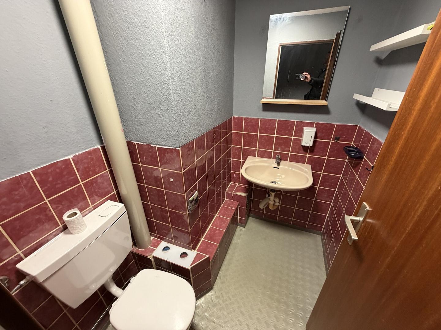 WC DG rechts