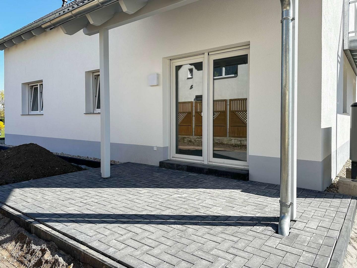 Überdachte Terrasse - Musterhaus 