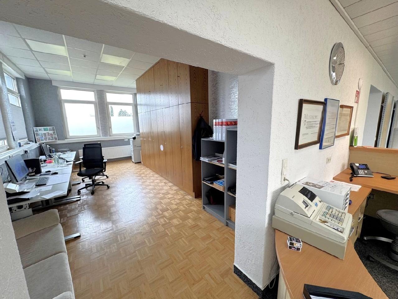 Büro