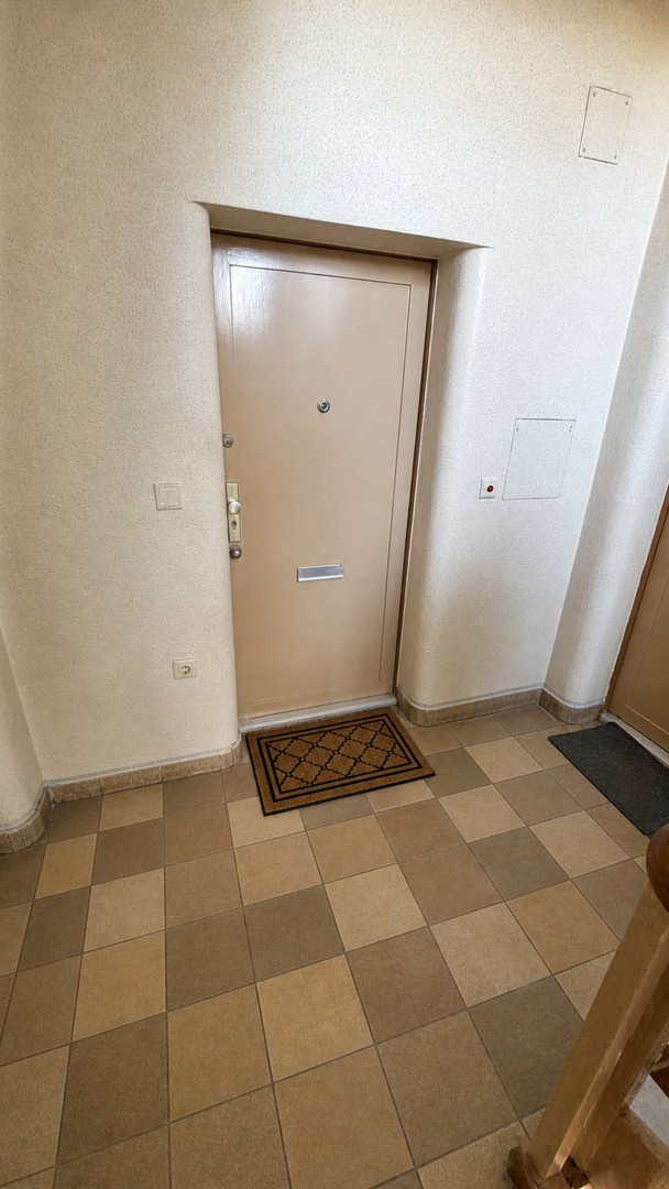 Absatz Wohnungseingang