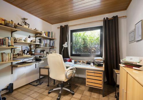 Büro EG