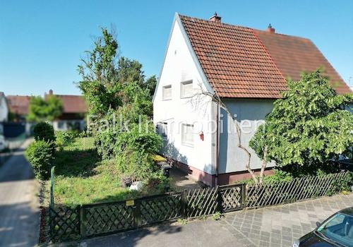 Ansicht Haus Straßenseite