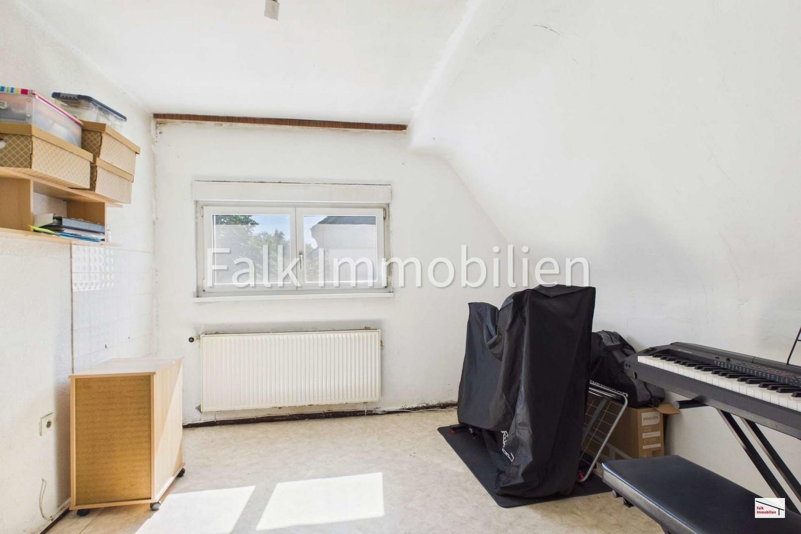 Kinder-/Schlafzimmer 2 (Durchgangszimmer) Obergeschoss