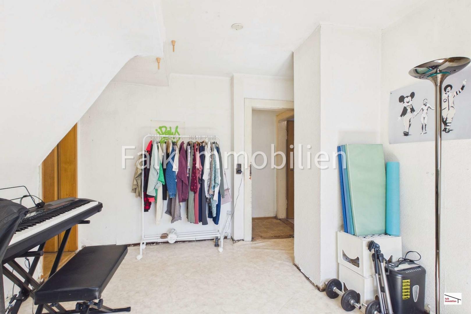 Kinder-/Schlafzimmer 2 (Durchgangszimmer) Obergeschoss