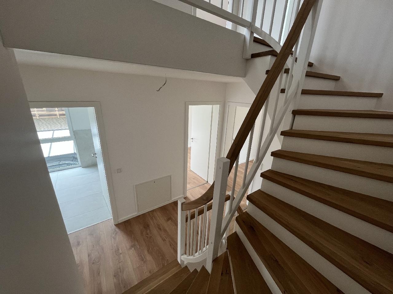 Treppe zum DG