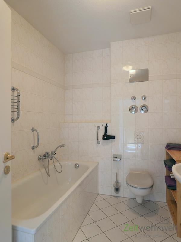 Wanne im Bad