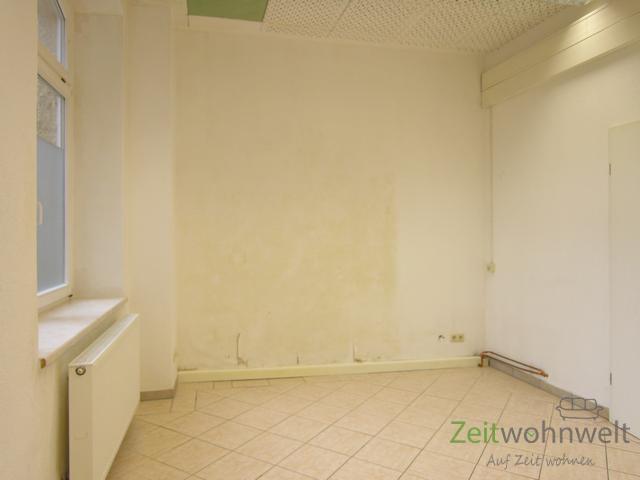 Hinterzimmer mit Fenster