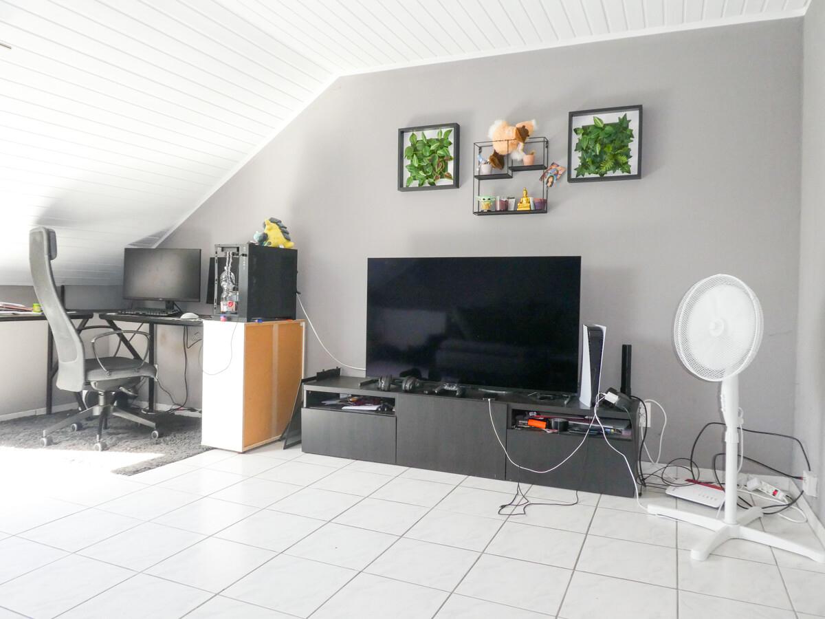 Wohnzimmer DG