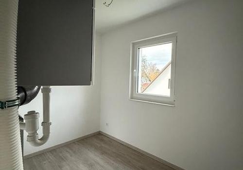 Abstellraum mit Fenster innen