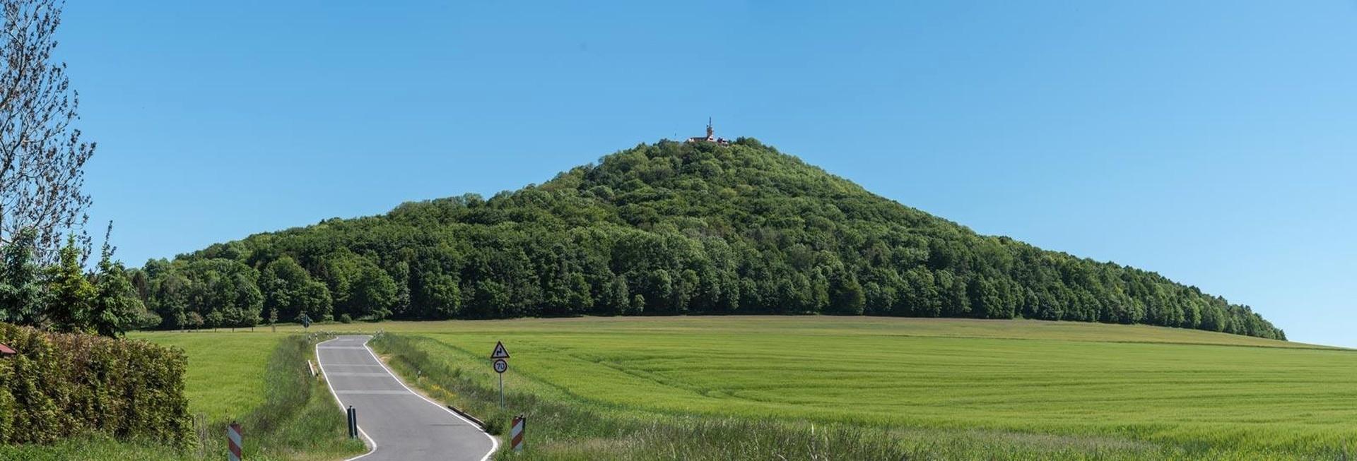 Lage:direkt am Hausberg 