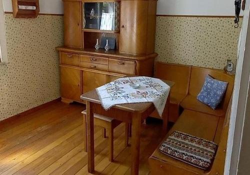 Küche mit Sitzplatz
