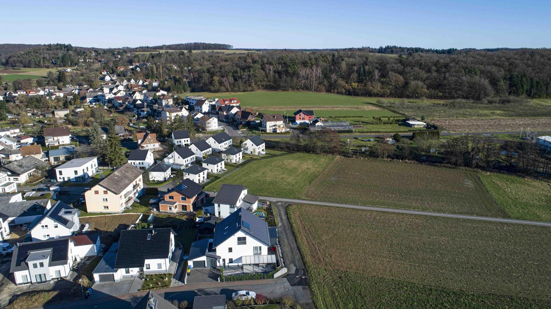 im Grünen gelegen