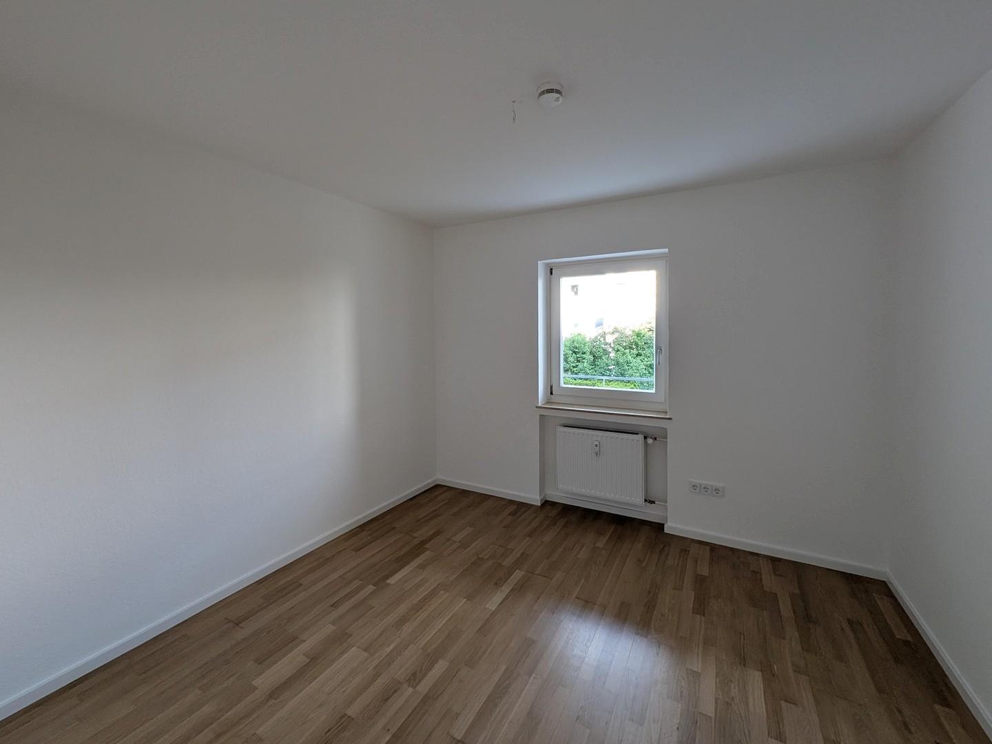 Kinder-/Arbeitszimmer