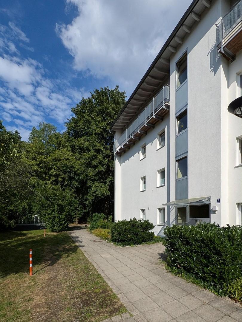 Gepflegte Anlage im Grünen