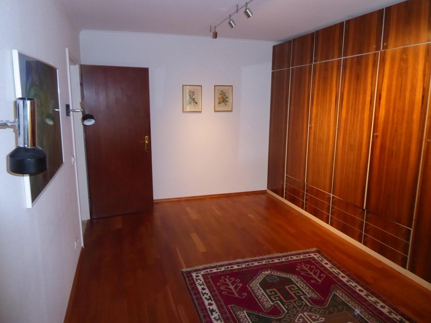 Zweites Balkonzimmer