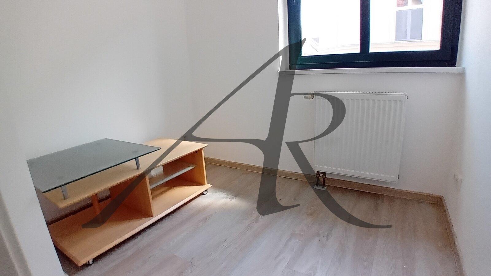 Arbeitszimmer, Ankleidezimmer, Abstellraum ...